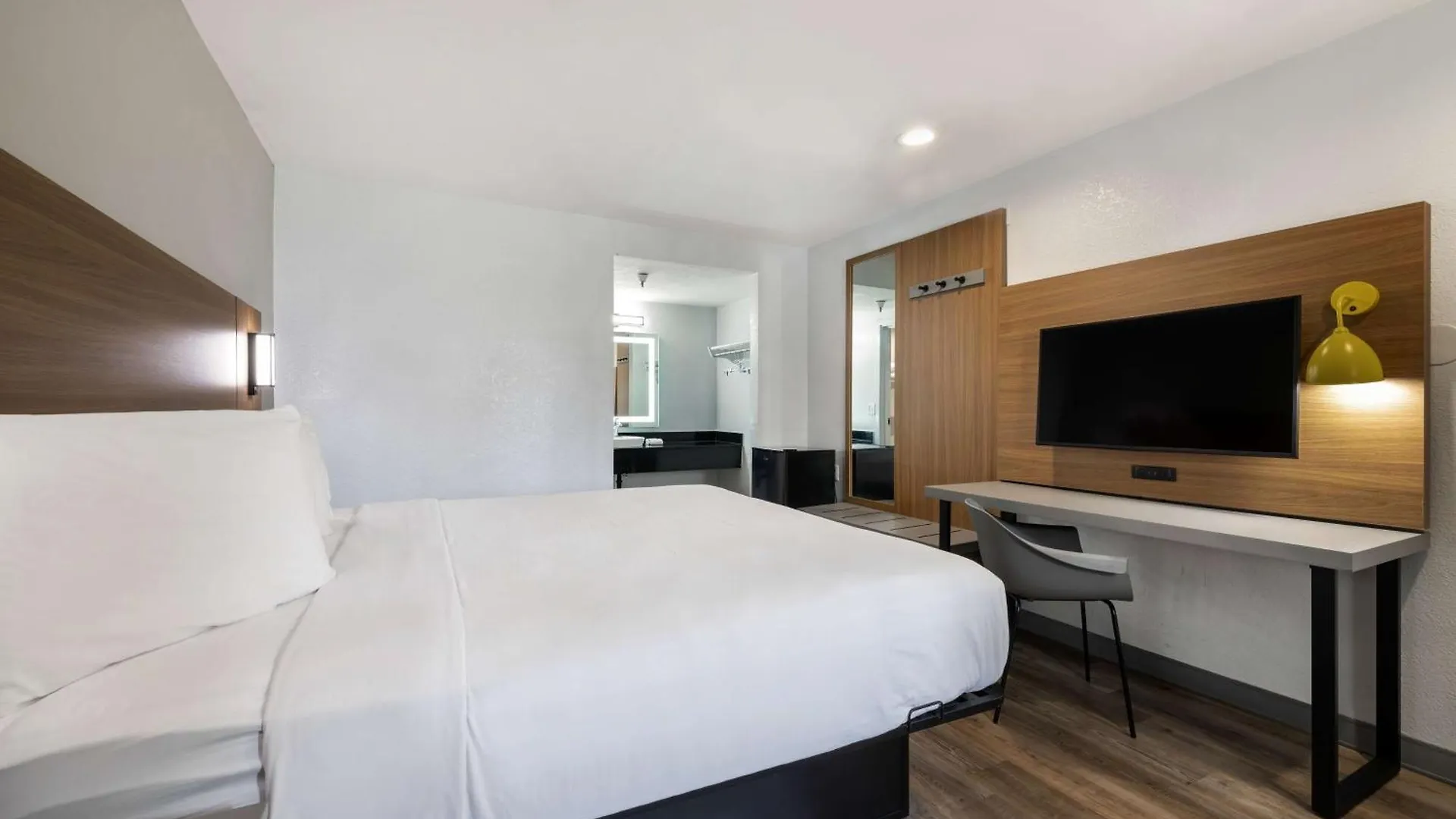 Hotel Motel 6-Santa Ana, Ca
